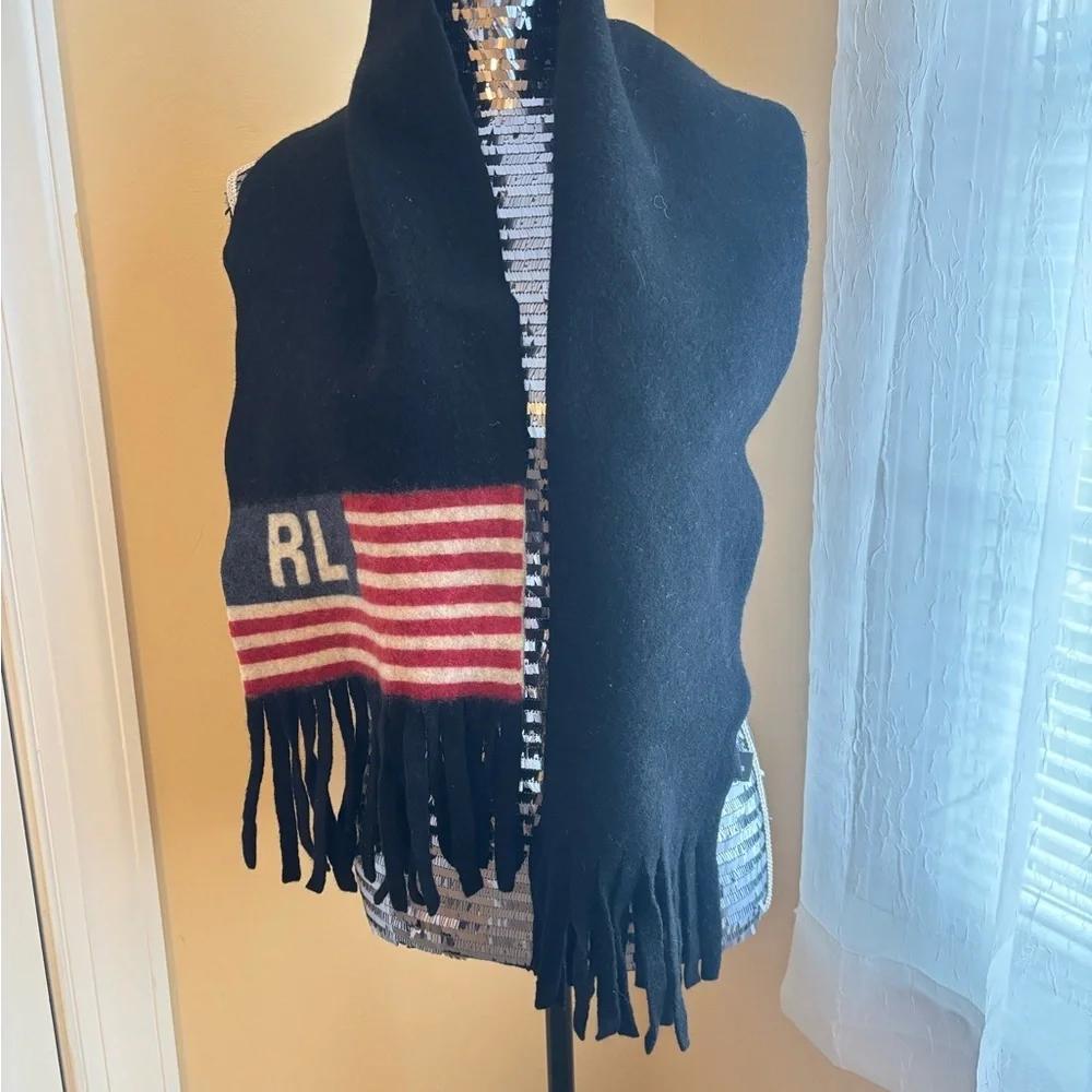 Polo Ralph Lauren Men’s Flag Scarf